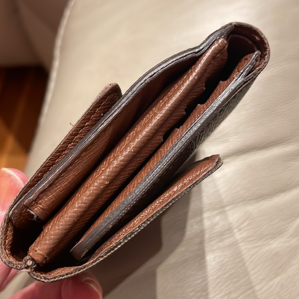 Louis Vuitton Elise Trifold Wallet - Picture 7 of 11
